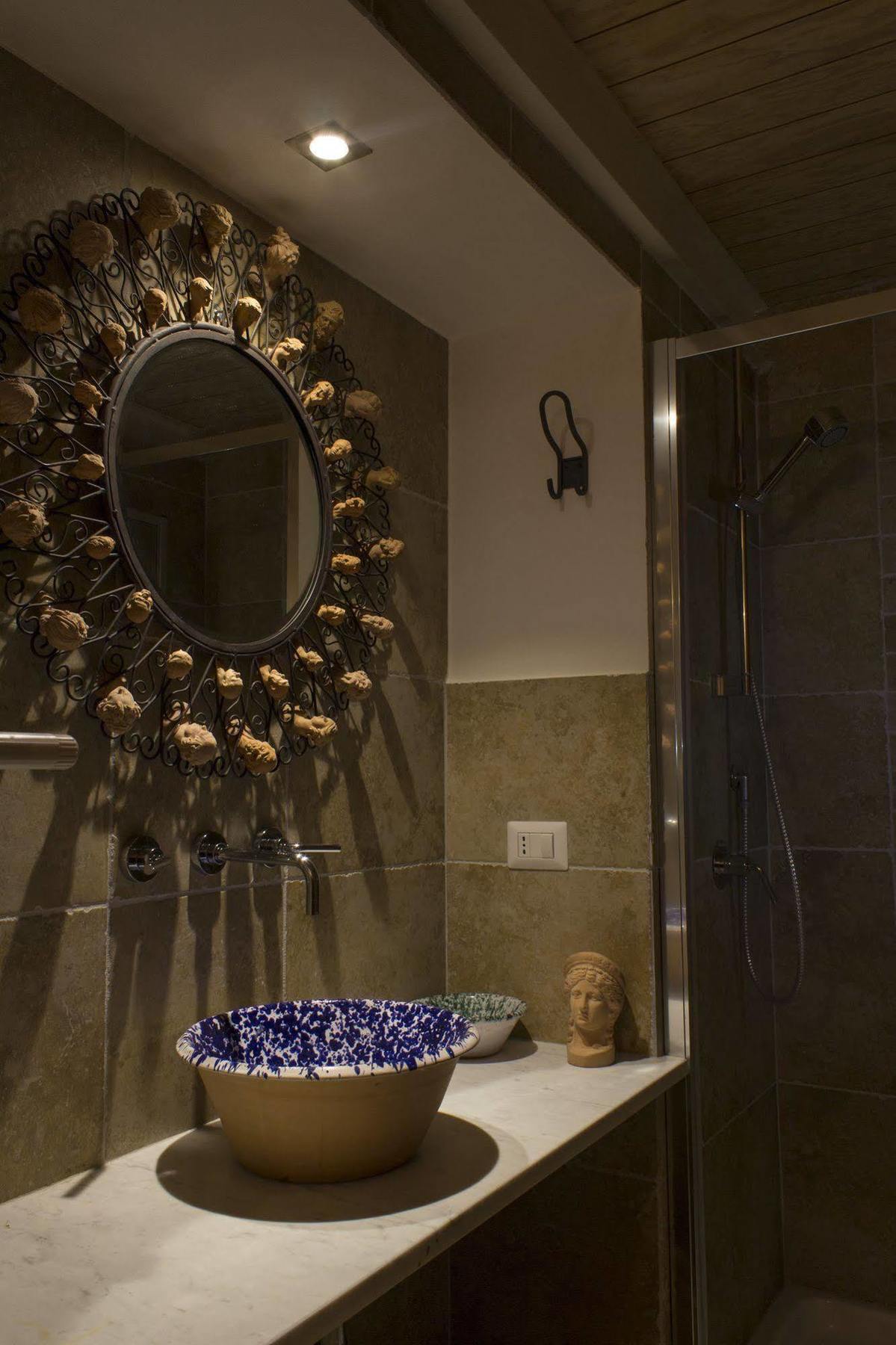 Casa Latina Bed & Breakfast Napoli Dış mekan fotoğraf