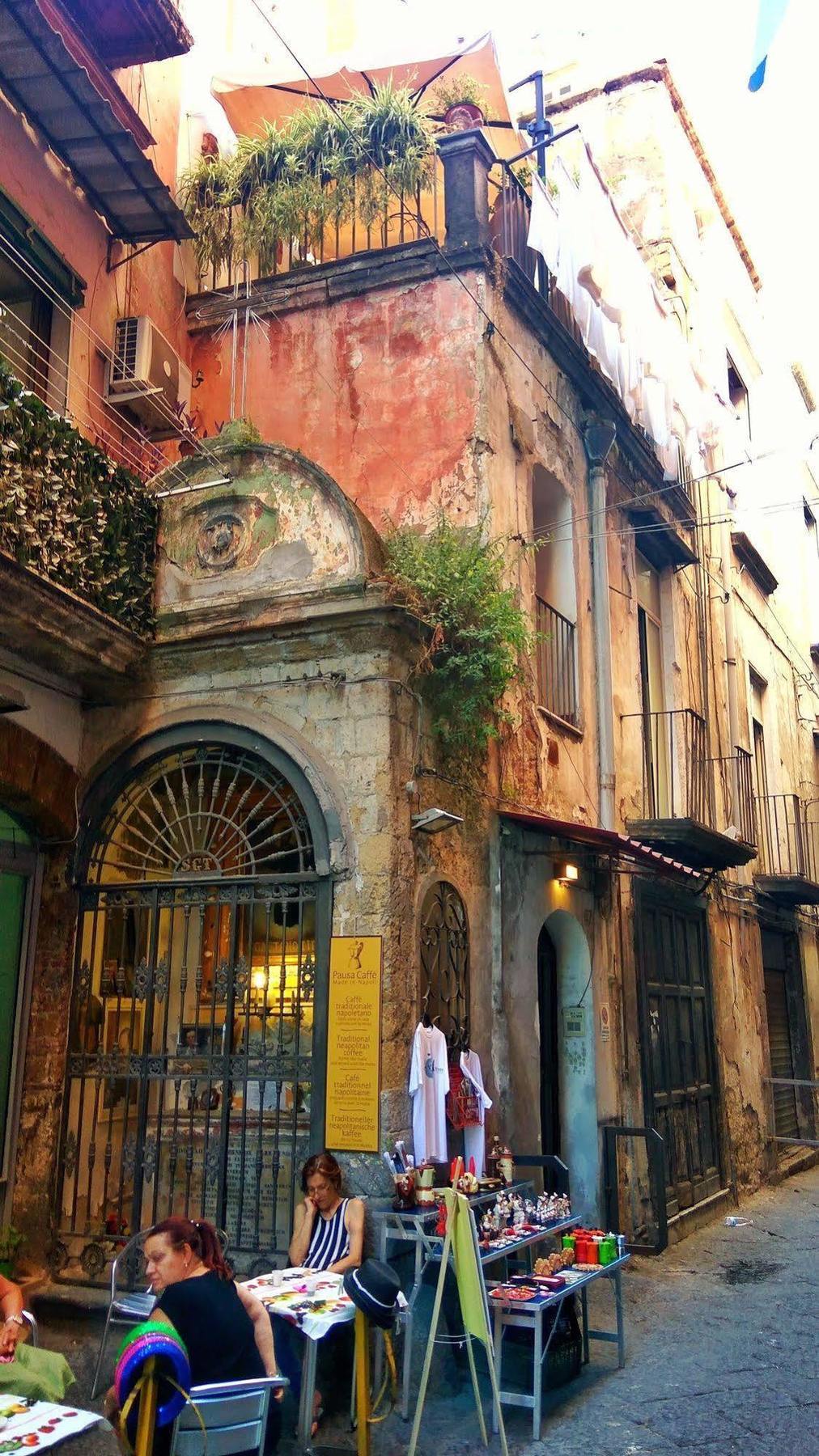 Casa Latina Bed & Breakfast Napoli Dış mekan fotoğraf